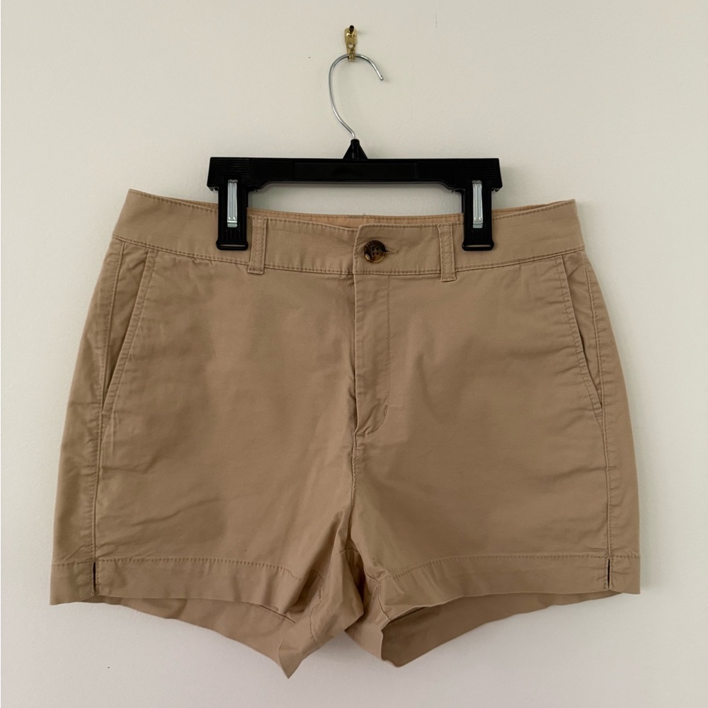 Old Navy Women's Everyday Shorts EUC, size 6, high rise